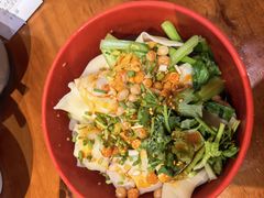 -爆炸头阿姨小四川正宗川味小吃(无任何分店)