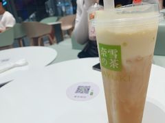 -奈雪的茶(优特汇店)