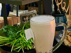 大紅袍珍珠奶茶-湊湊火锅·茶憩(南京东路悦荟店)