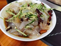 农家拌拉皮-北京龙庆四季香农家饭庄·灶台鱼·碳烤虹鳟鱼(龙庆峡店)