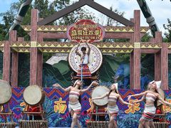 -七彩云南欢乐世界