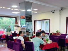 大堂-北京龙庆四季香农家饭庄·灶台鱼·碳烤虹鳟鱼(龙庆峡店)