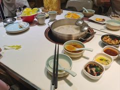 -洪氏嗨捞·猪肚鸡火锅(阳光天地店)