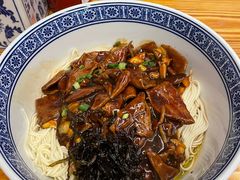 -沪西老弄堂面馆(定西路店)