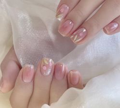 -悦指间美甲美睫
