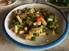 -鲤鱼塘农家山庄