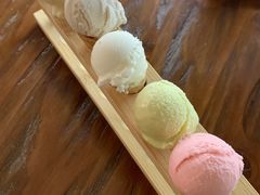迷你冰淇淋拼盘-ALLORA意大利餐厅(丰盛里店)