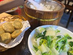 -富正毅三下锅·湘西韵味(天门山索道店)
