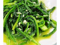 -尕胡才炕锅烤羊肉馆(八一路店)