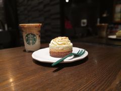 -星巴克臻选(南京金茂览秀城店)