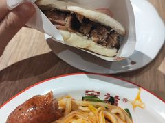 -宋益驴蹄子面肉夹馍(辛家庙店)