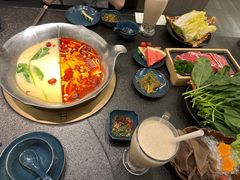 -湊湊火锅·茶憩(打浦桥日月光店)