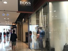 -东荟城名店仓