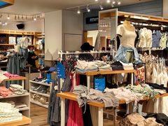 -Hollister(希慎广场店)