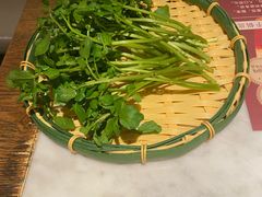 -尚尚仙·酸汤猪手·猪肚鸡火锅(华联万柳购物中心店)