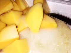 -芒果糯米饭摊子