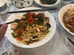-汗腾格里·风味餐厅(新疆驻京办店)