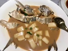 家烧白扁中鲳鱼-甬府小鲜(万象城店)