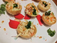 芝士鲜虾酿口蘑-味见·荣家(亚泰大街店)