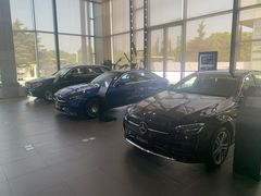 -奔驰上海利星(七宝店)