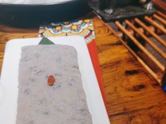 -老牌坊云南鱼豆花火锅(哈西万达店)