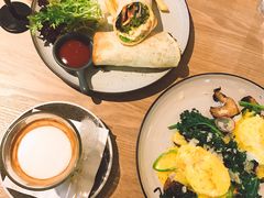 牛油果鸡肉卷-Maxpoint Kitchen 西餐咖啡(乐峰广场店)