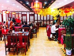 大堂-那家老院子东北菜·饺子·小鸡炖蘑菇(艳华街店)