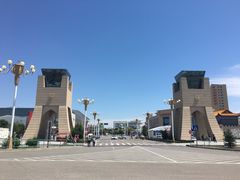 -霍尔果斯国门景区
