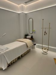 -苑苑vbeauty科技美容SPA