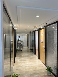 -咪咪专业脱毛连锁机构