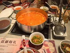 -尚尚仙·酸汤猪手·猪肚鸡火锅(华联万柳购物中心店)