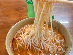 -亮亮拉面(师范路店)