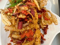 -覃记海鲜美食餐厅