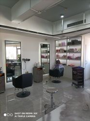 -AB hair salon