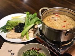 -香园自助小火锅