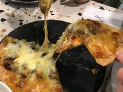 日式牛丼薄底披萨-Hello Peach 蜜桃创意西餐厅(南浔广弘酒店广场店)