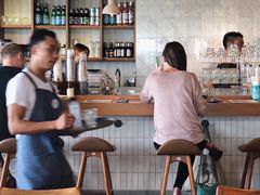 -ROAST coffee & eatery