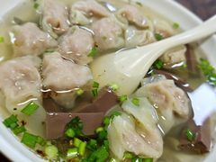 鸭血馄饨-鲁氏汤包王(长白街店)