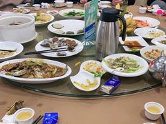 -鹏城人家海鲜酒家·23年老字号(较场尾店)