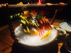 -萤初高端日料王(曲江银泰店)
