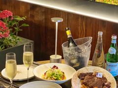 -MONICH牛排融合餐厅(和义大道购物中心店)