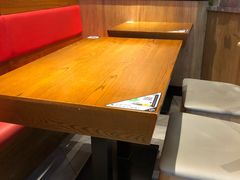 用餐区-渝是乎川渝小炒(新世界百货望京店)