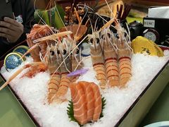 -万岛日本料理铁板烧(大宁店)