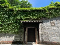 -深圳隐秀山居酒店