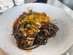 膏蟹海鲜墨鱼面-农畉LONFOOD(福田星河COCOPark店)