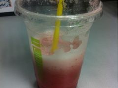 草莓梨汁-果之满满鲜榨果汁(科技产业大厦店)