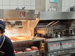 -麦当劳(百联西郊购物中心店)