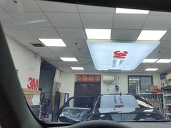 -车水马龙3M汽车贴膜冠军店隐形车衣改色膜(漕宝路中环店)