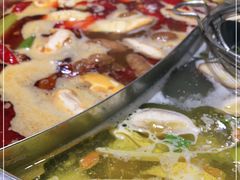 -乡土黄·鲜牛肉火锅·小龙虾(兴业街店)