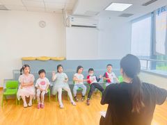 -蓝话筒·少儿成人演讲口才·主持朗诵·戏剧表演(大华第一坊店)